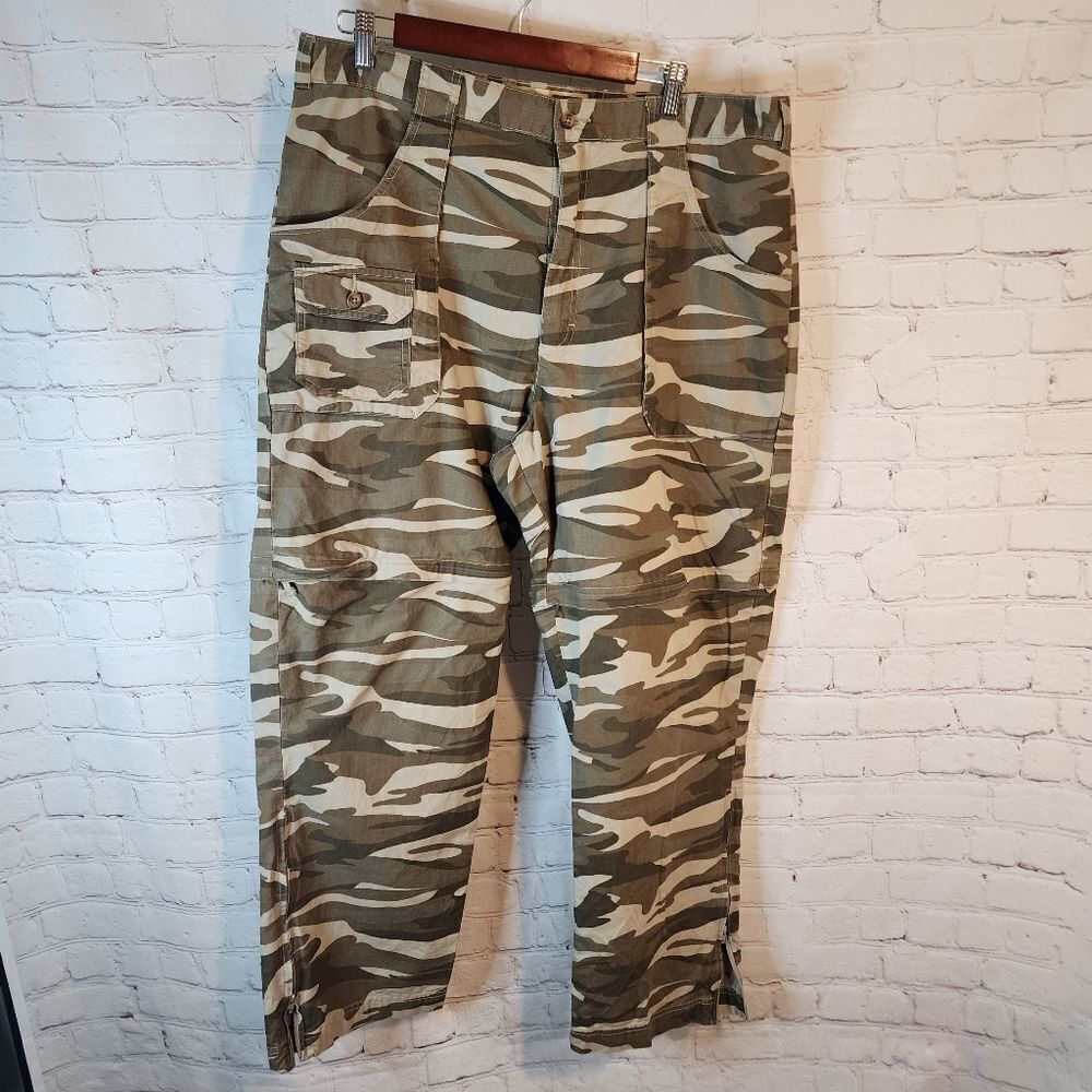 Men's Cabela's zip-up camo hunting pants, 38 X 30